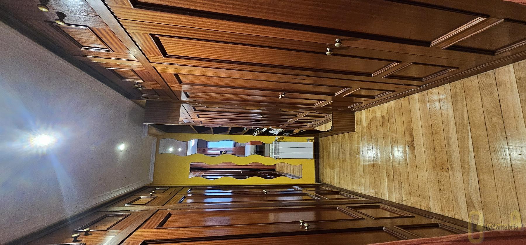 Venta de piso en El Astillero
