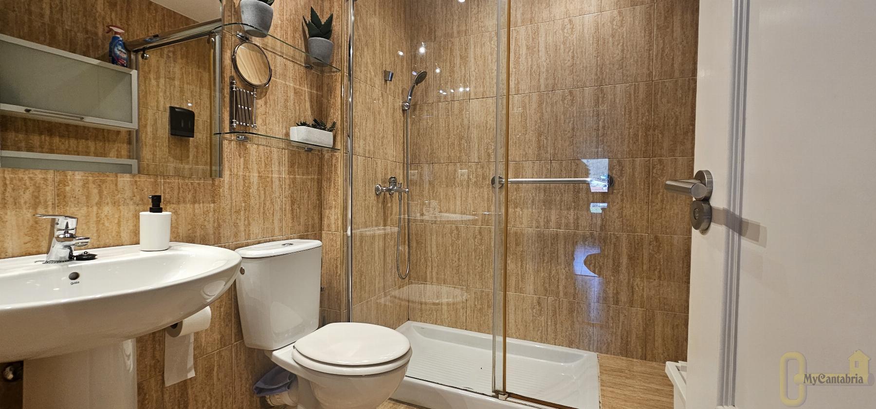 For sale of flat in Castañeda