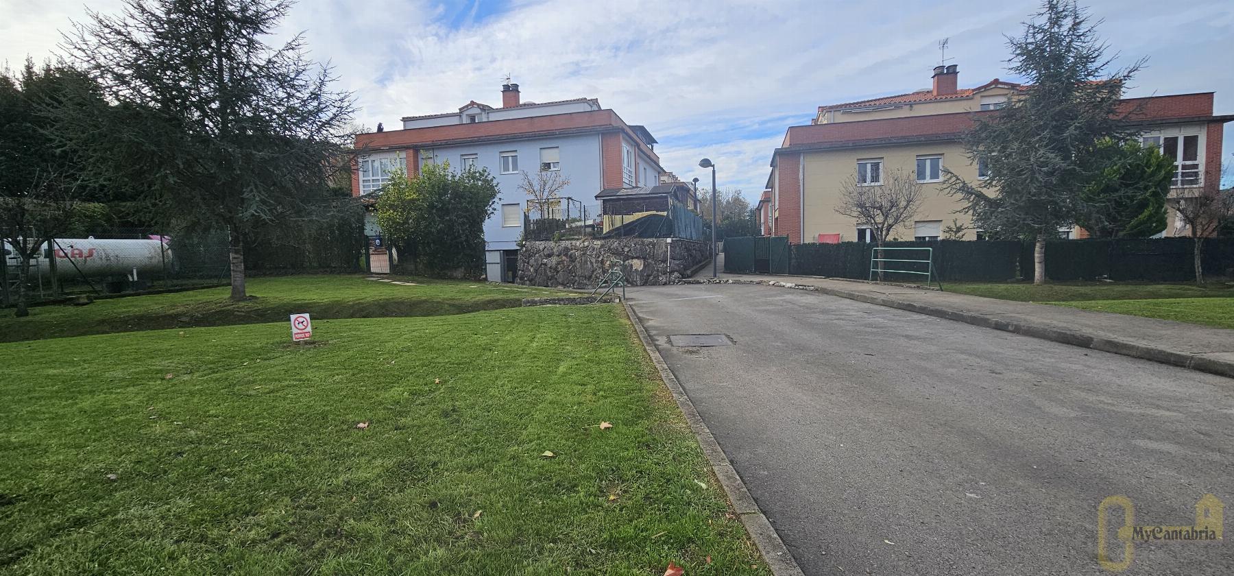For sale of flat in Castañeda