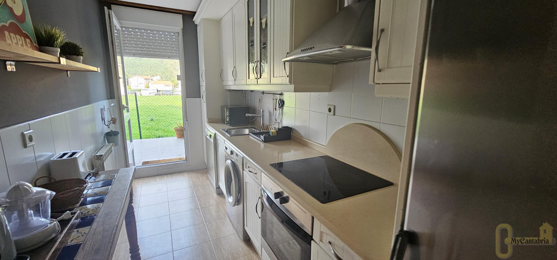 For sale of flat in Castañeda