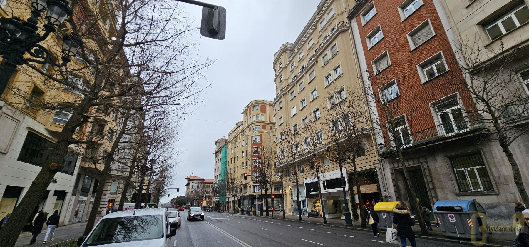 For rent of office in Santander