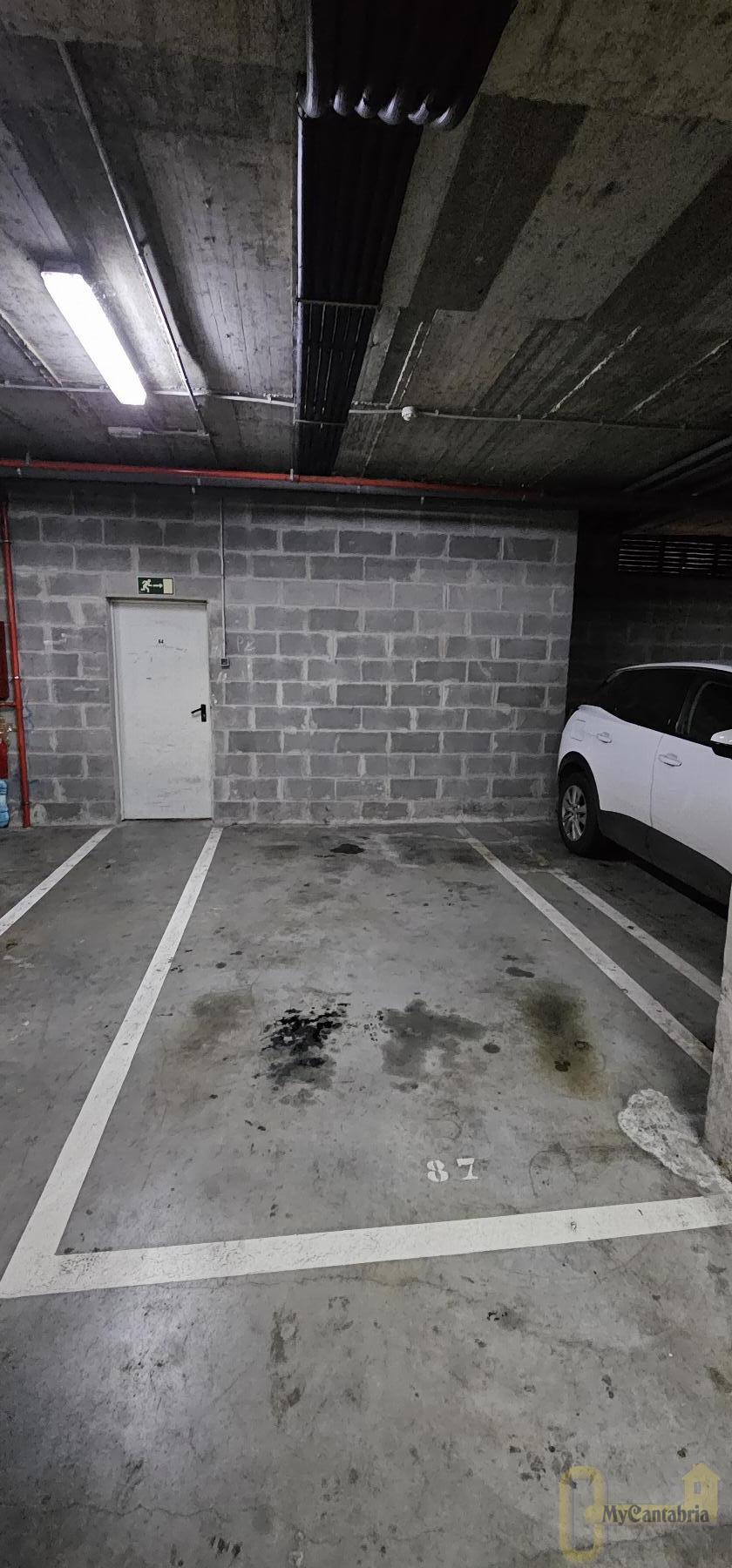 Venta de piso en Santa María de Cayón