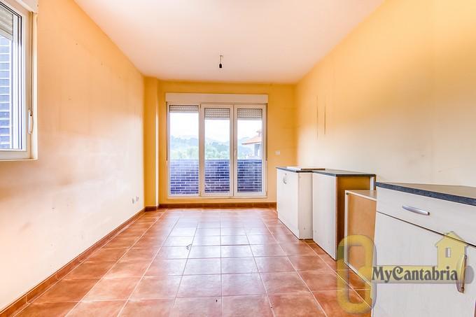 Venta de piso en Castañeda