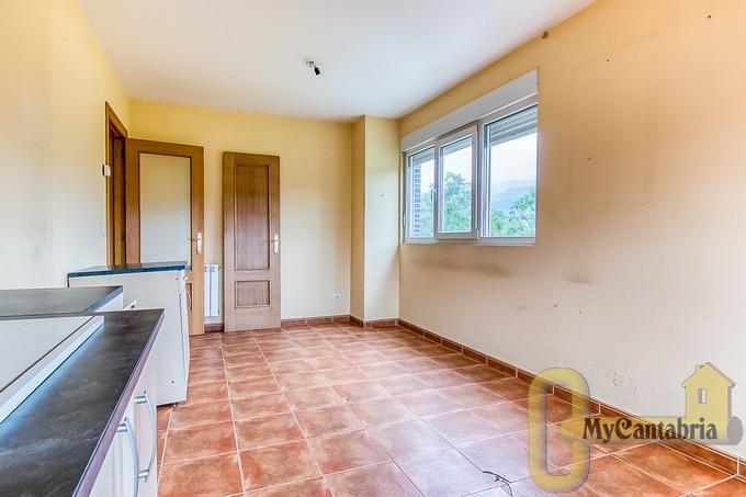 Venta de piso en Castañeda