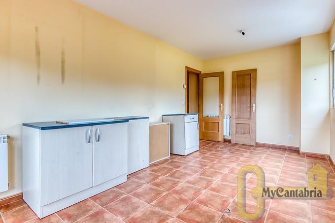 Venta de piso en Castañeda