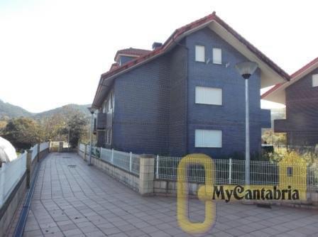 Venta de piso en Castañeda