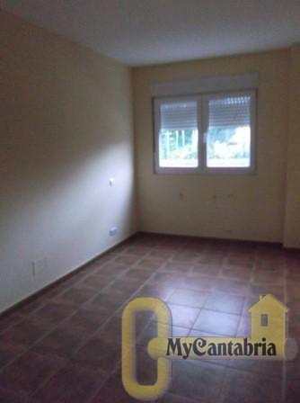 Venta de piso en Castañeda