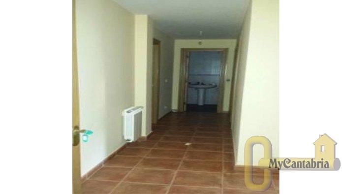 Venta de piso en Castañeda