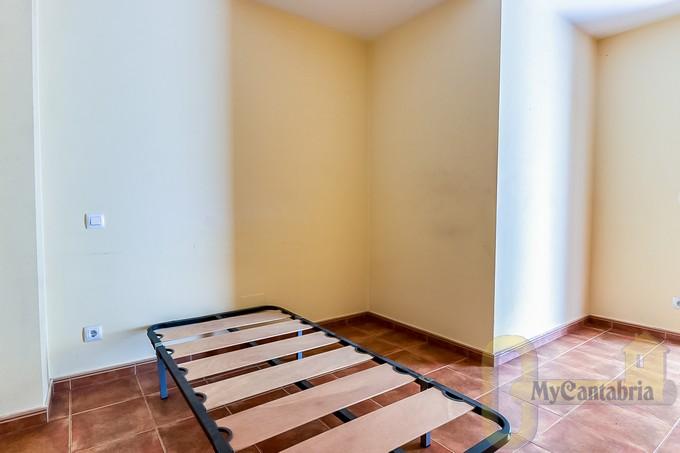 Venta de piso en Castañeda