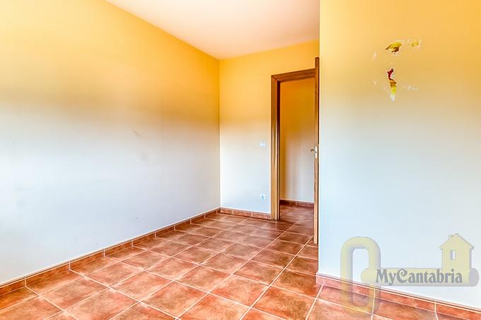 Venta de piso en Castañeda