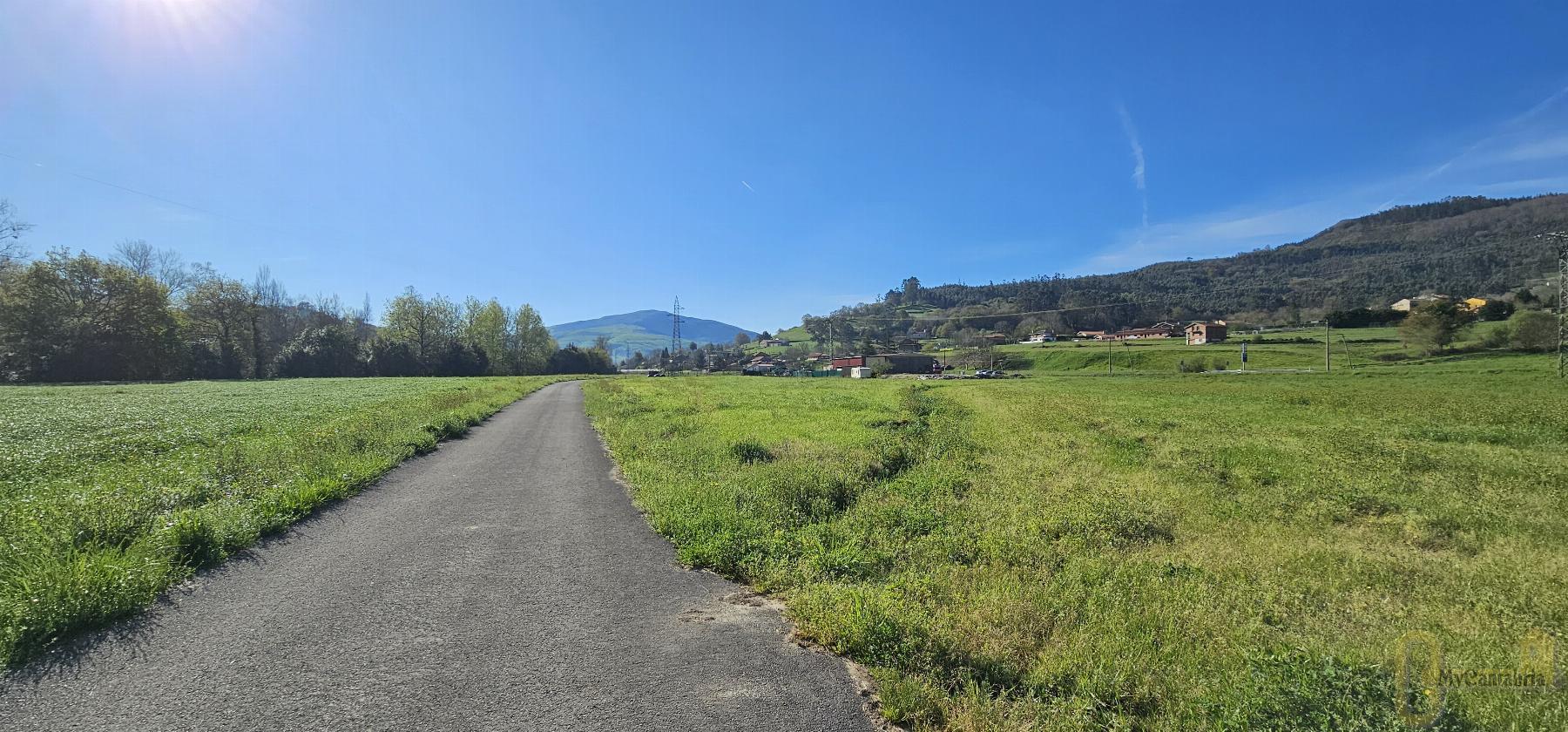 For sale of land in Puente Viesgo