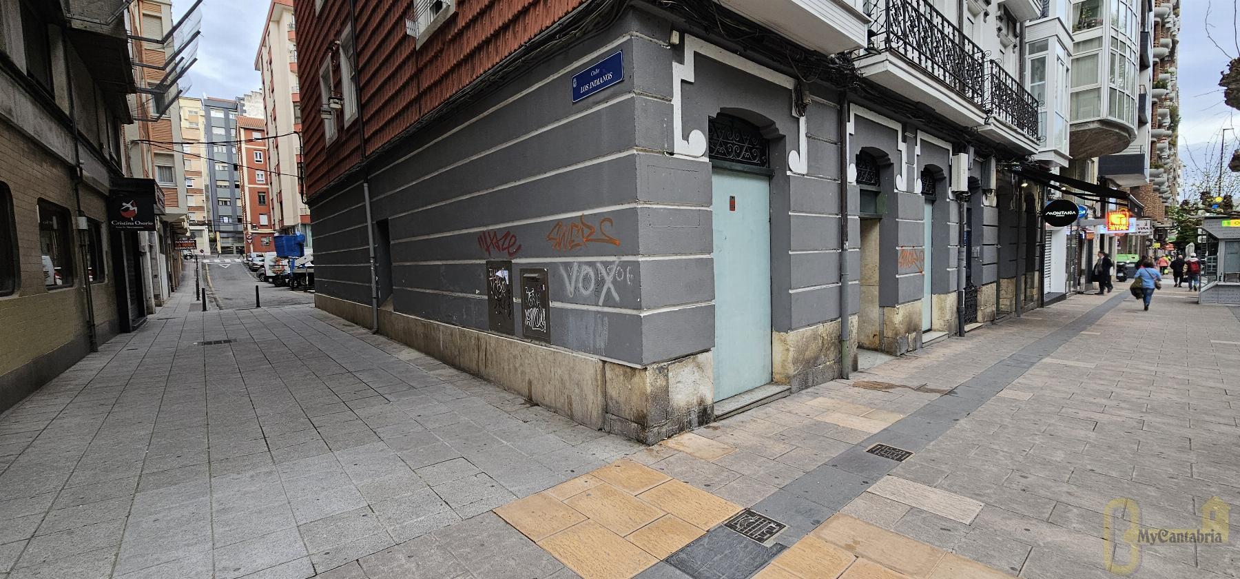 For sale of commercial in Santander