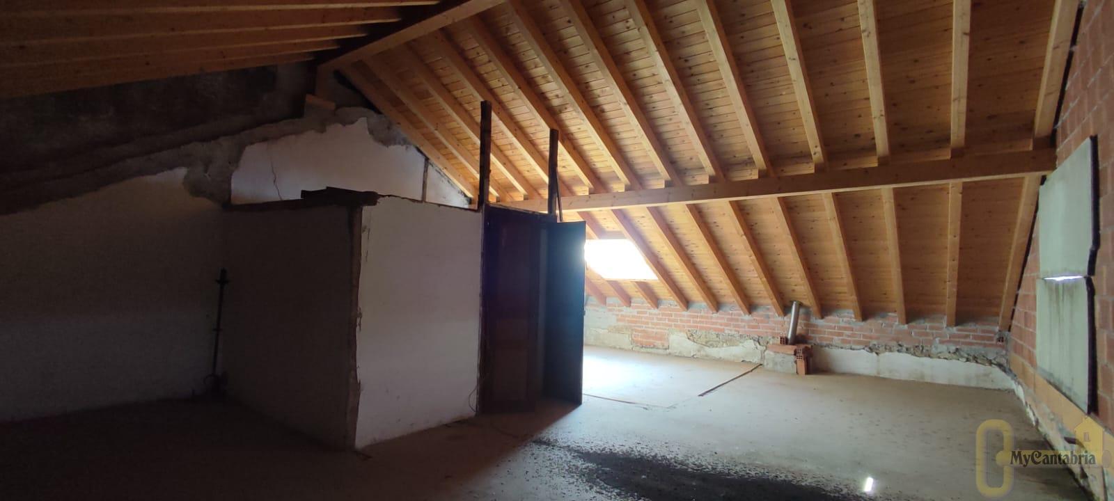 For sale of house in Ampuero