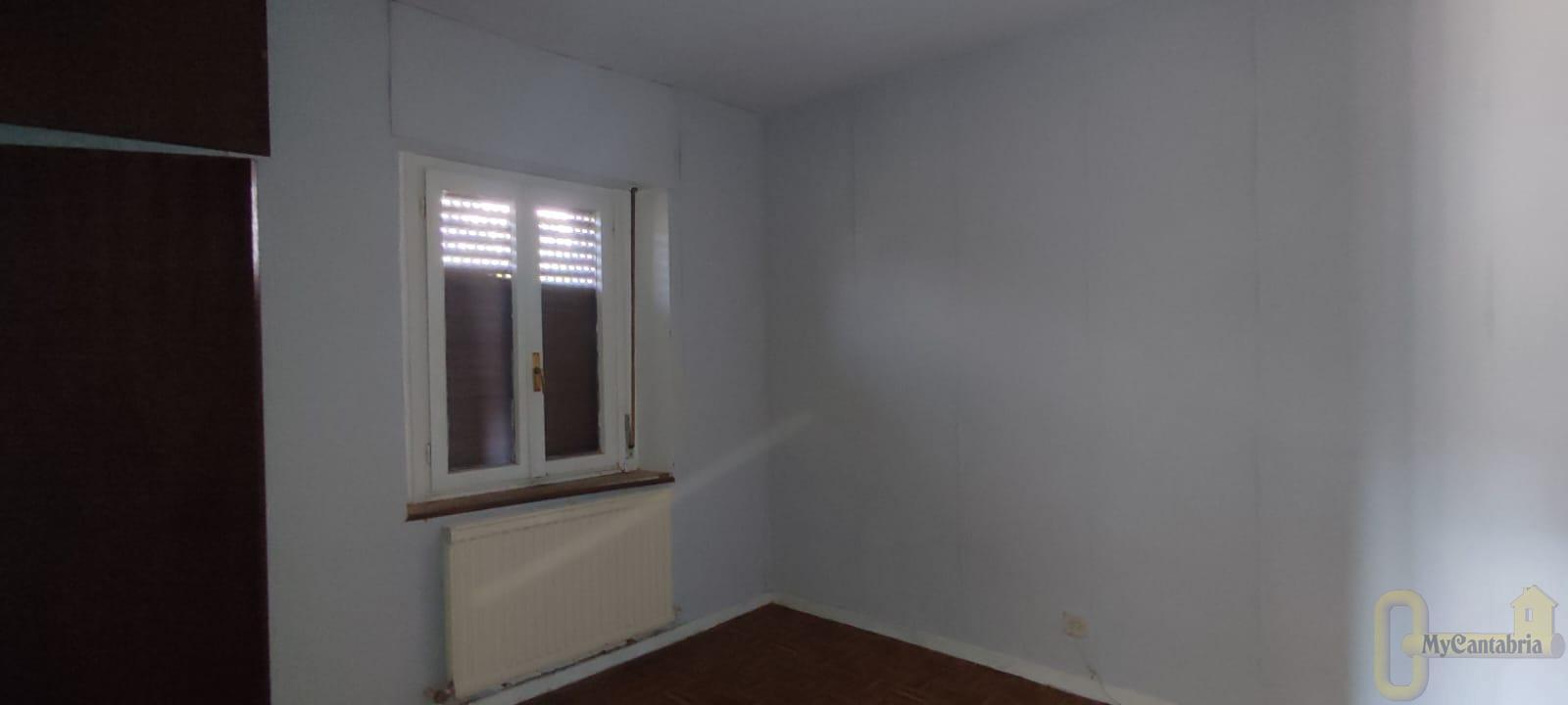 For sale of house in Ampuero