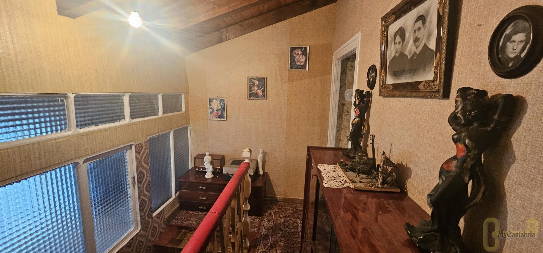 For sale of house in Hermandad de Campoo de Suso