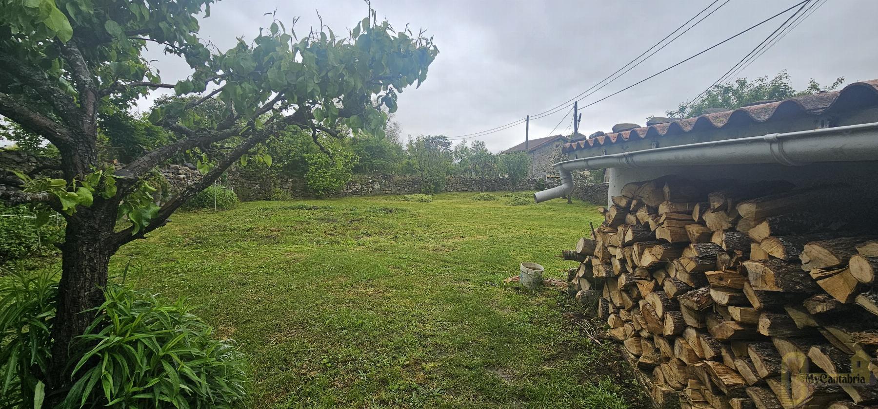 For sale of house in Hermandad de Campoo de Suso