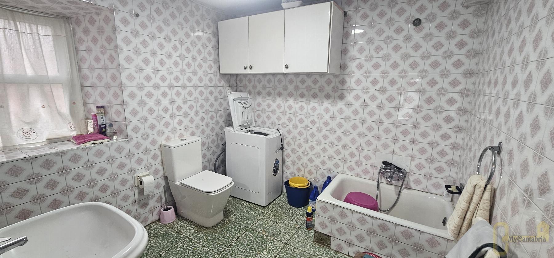 For sale of house in Hermandad de Campoo de Suso