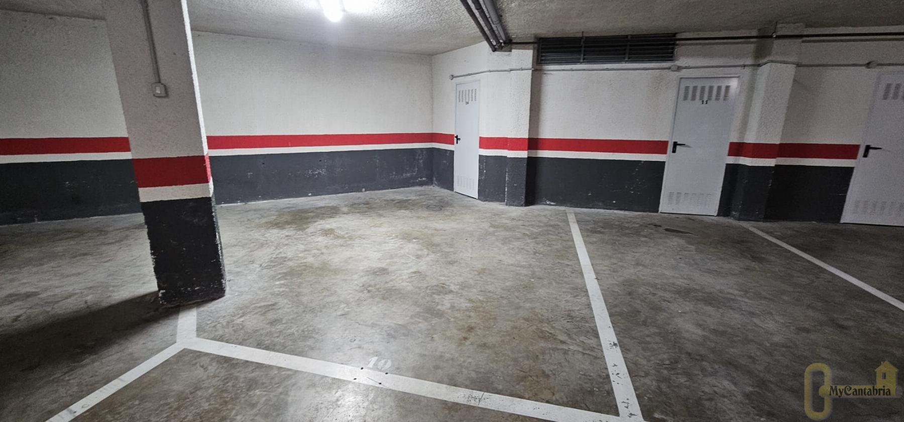 Venta de garaje en Santa María de Cayón