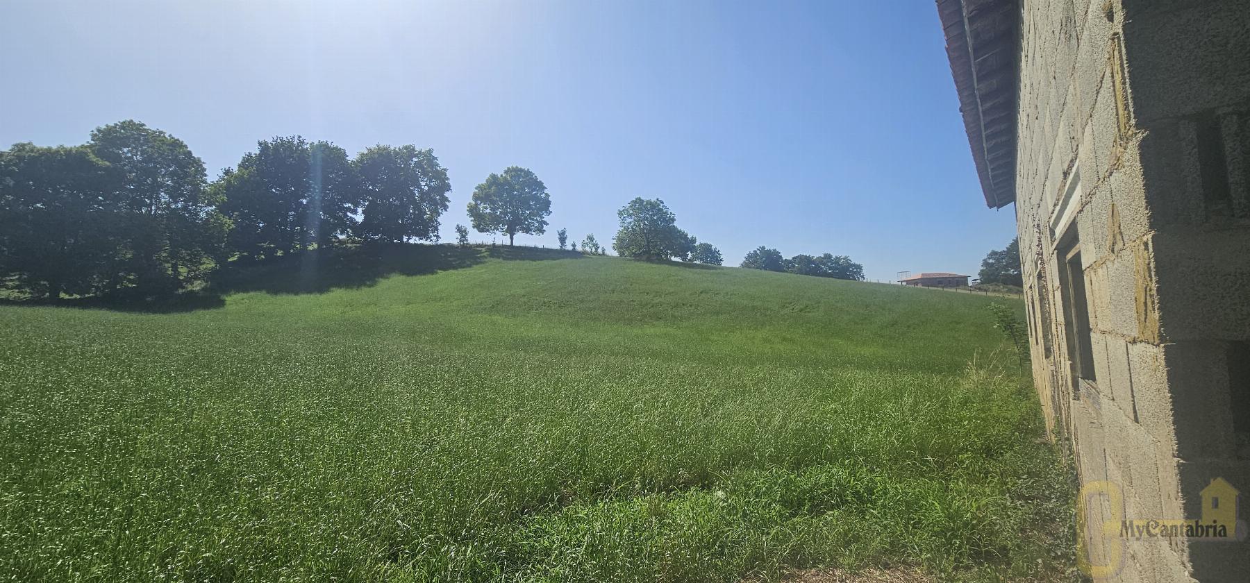 Venta de finca rústica en Villafufre