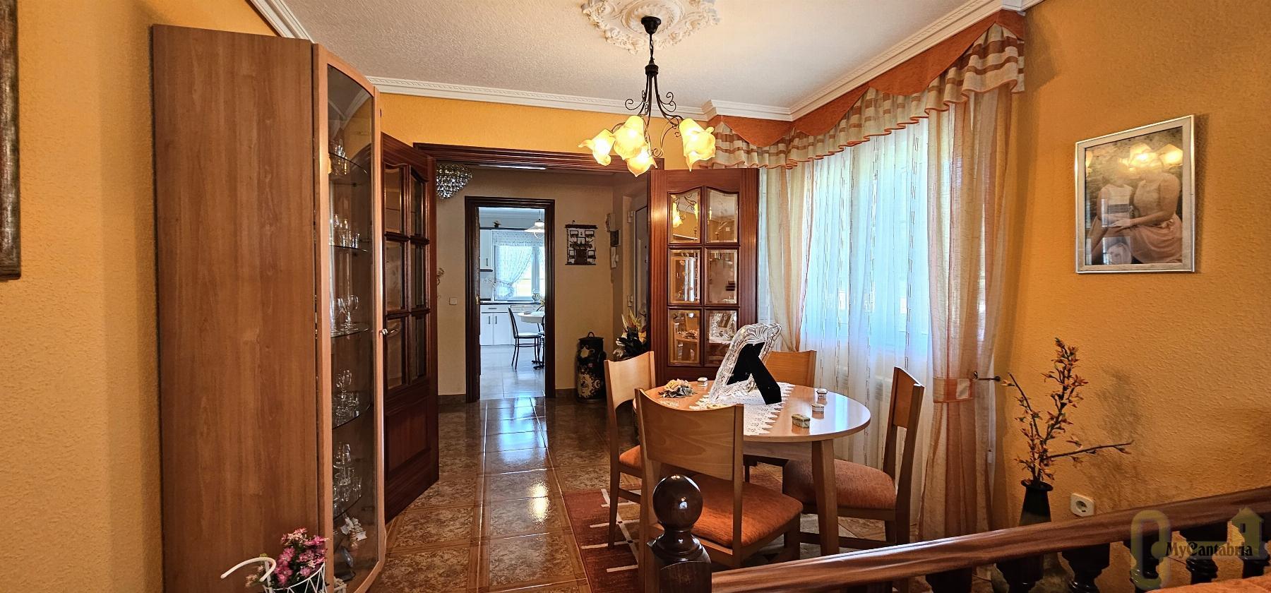 Venta de casa en Villaescusa