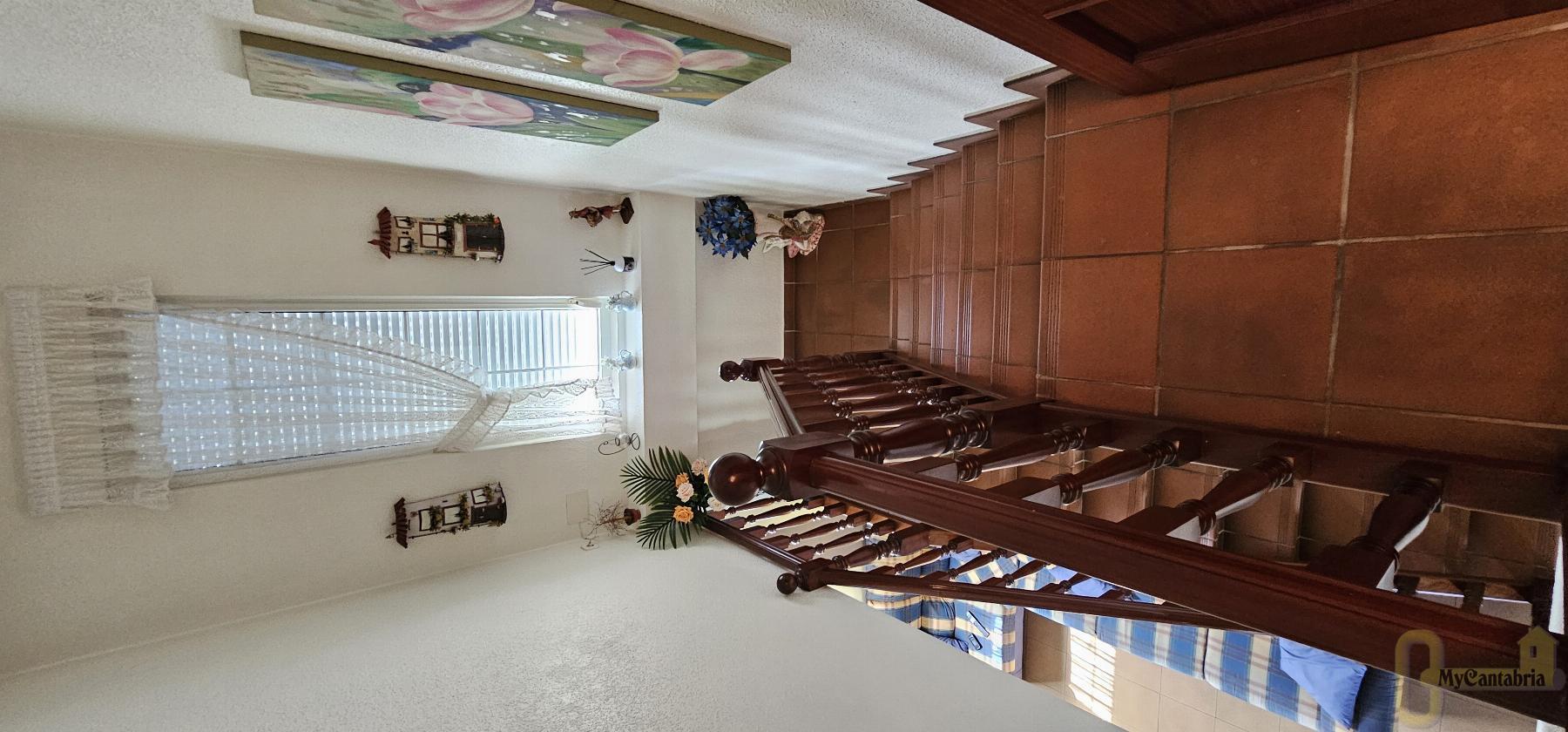 Venta de casa en Villaescusa