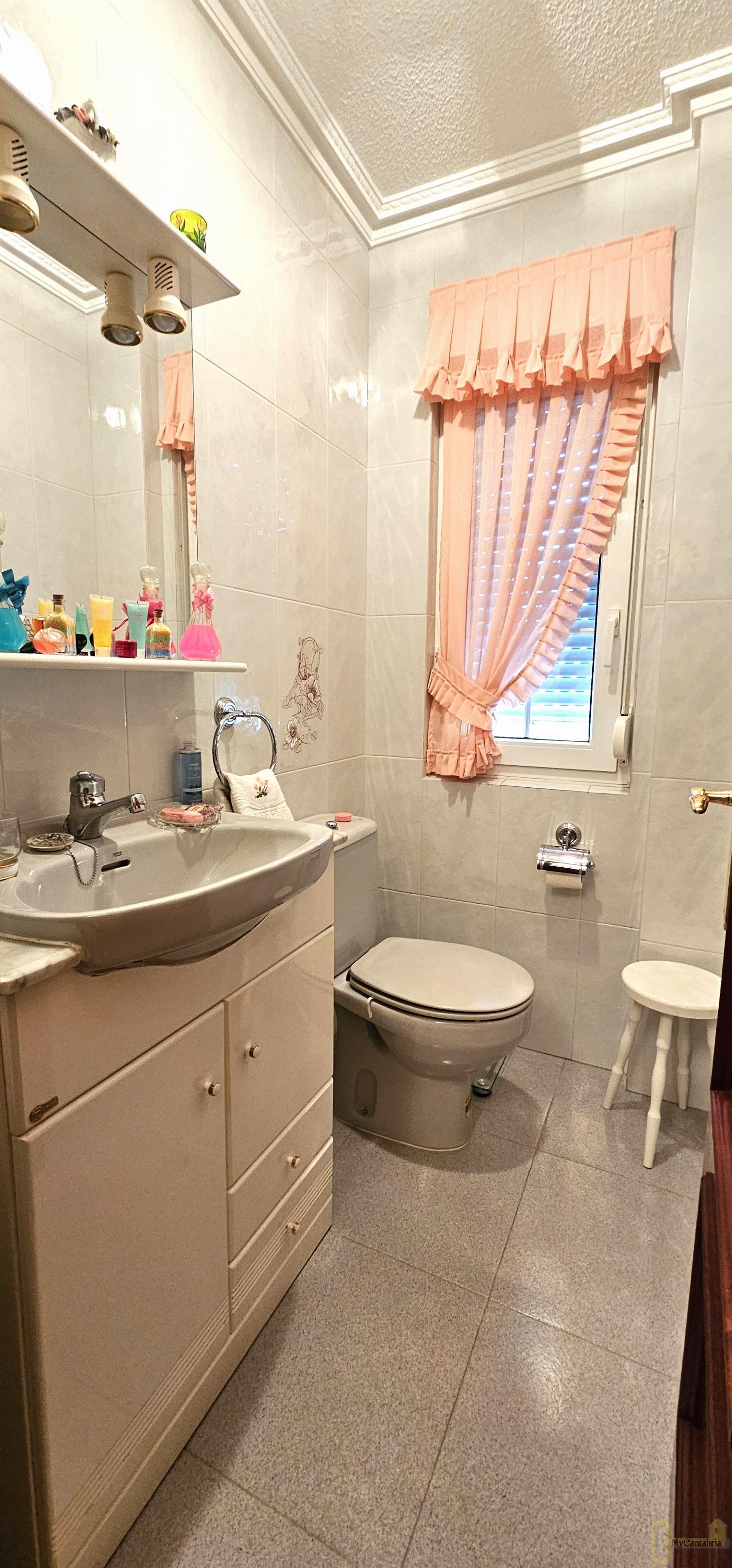 Venta de casa en Villaescusa