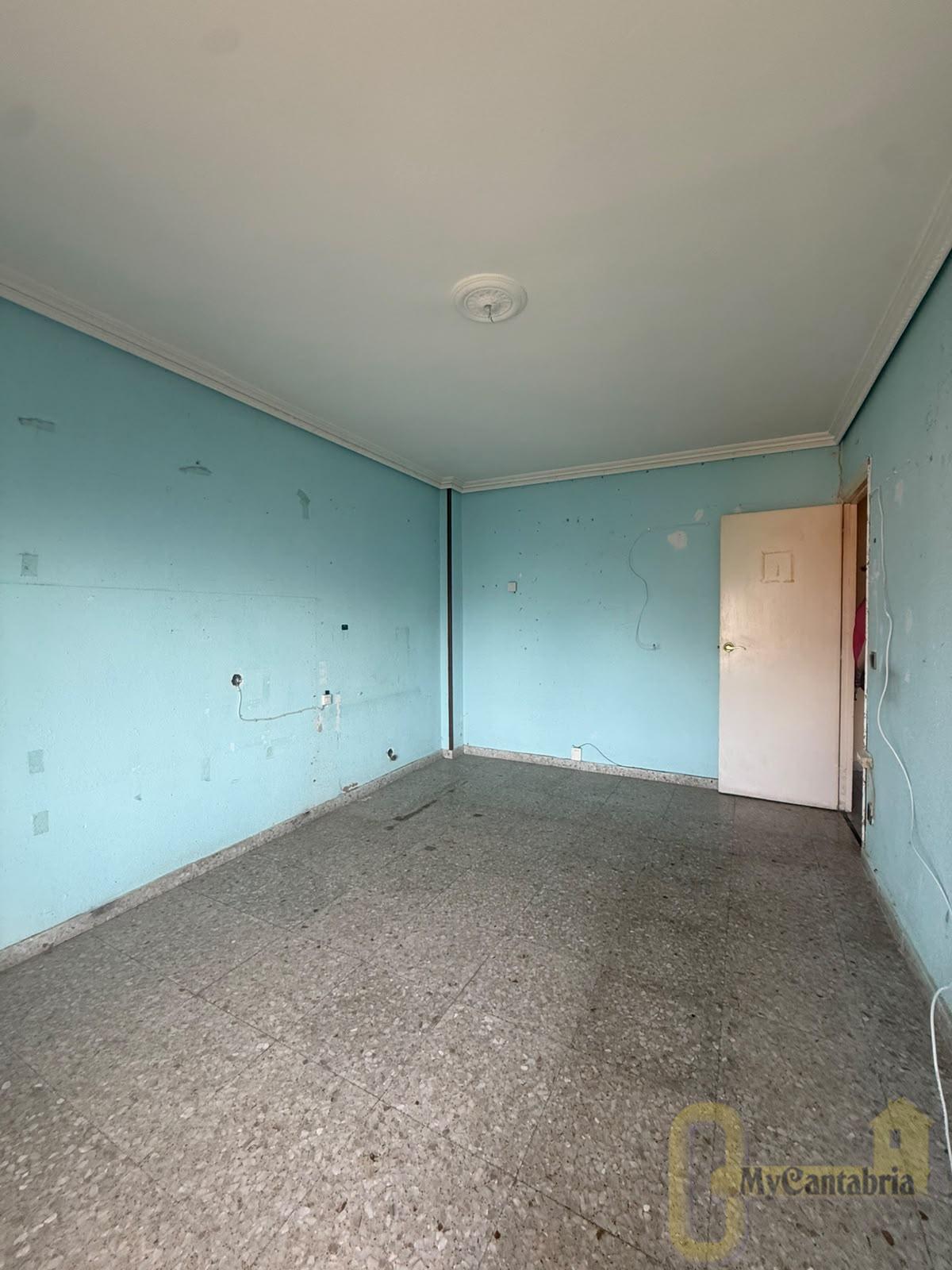 Venta de piso en Ampuero