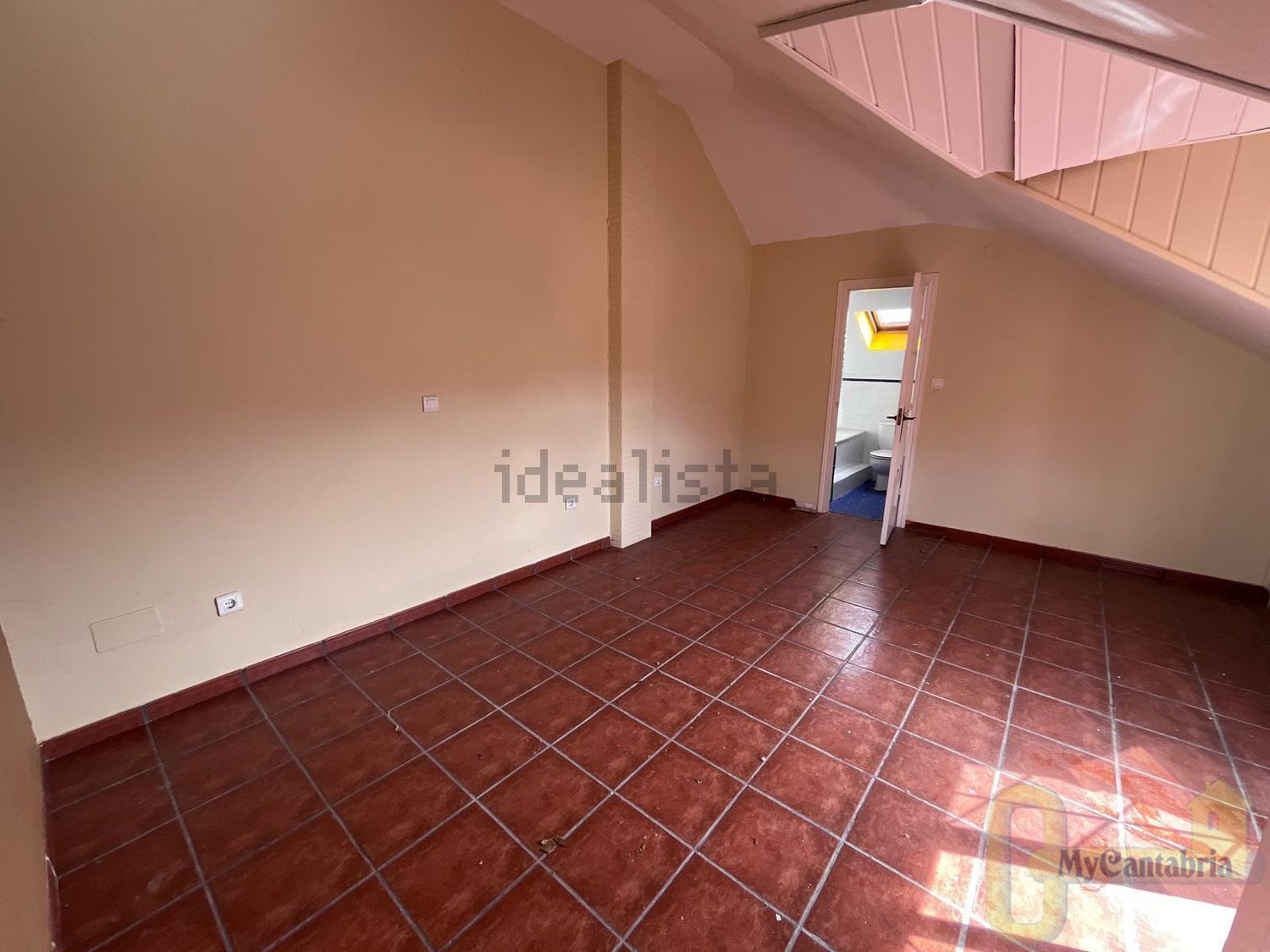 Venta de piso en Castañeda