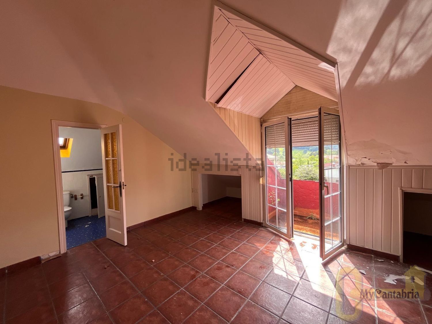 Venta de piso en Castañeda