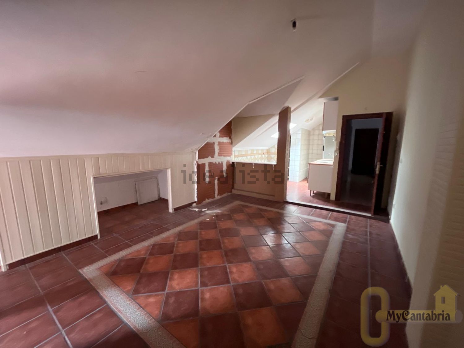 Venta de piso en Castañeda