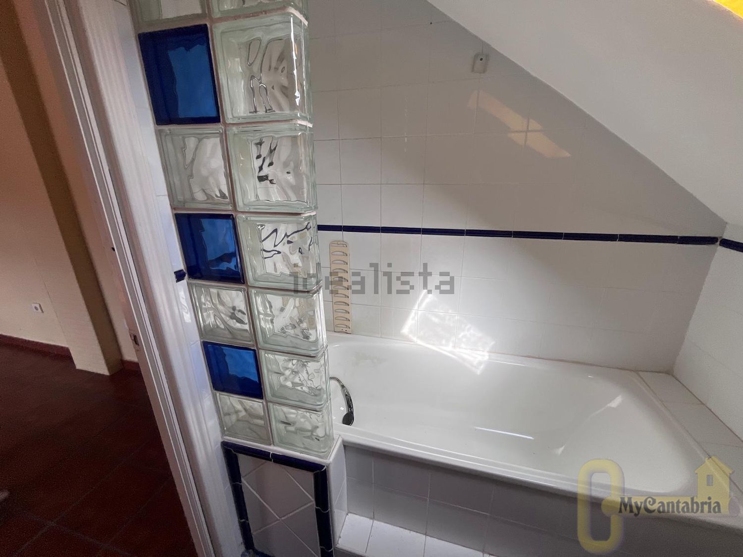 Venta de piso en Castañeda