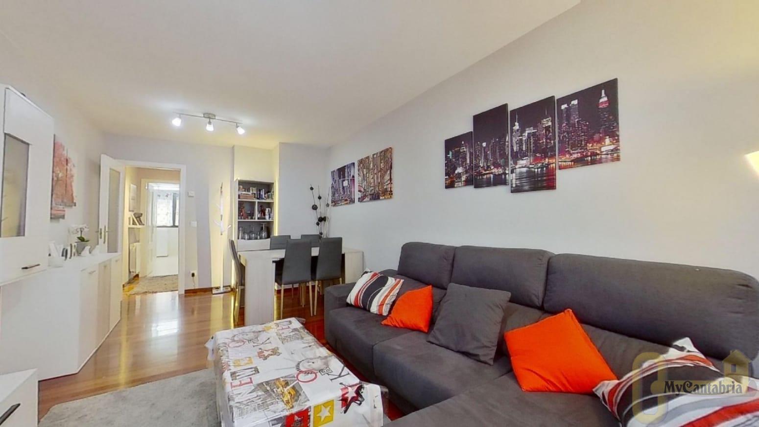 Venta de piso en El Astillero