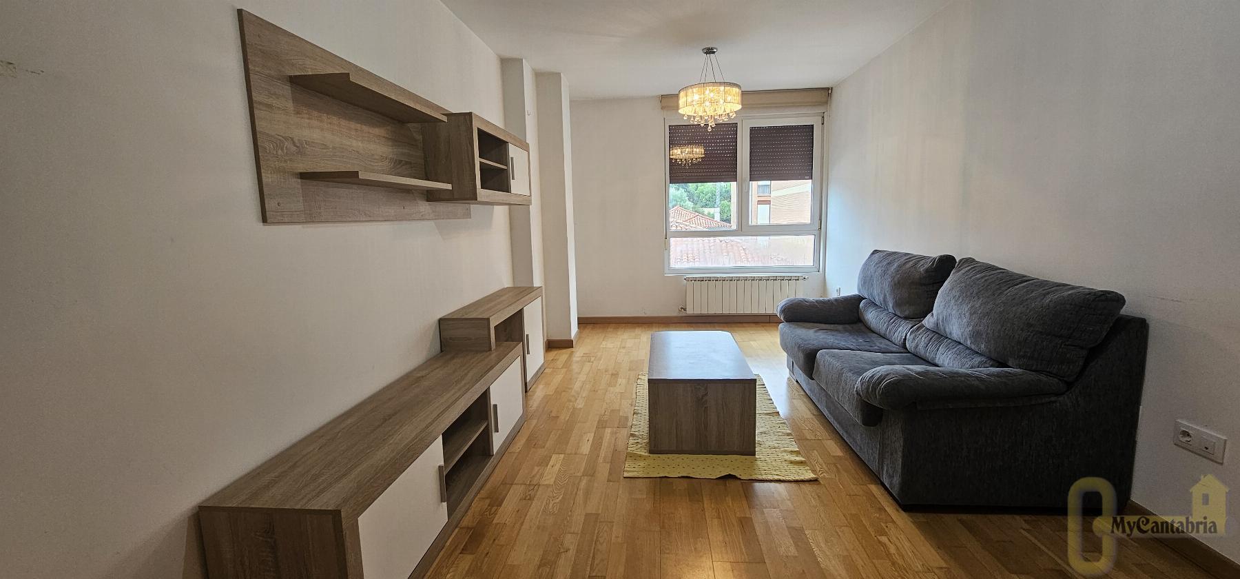 Venta de piso en Santa María de Cayón
