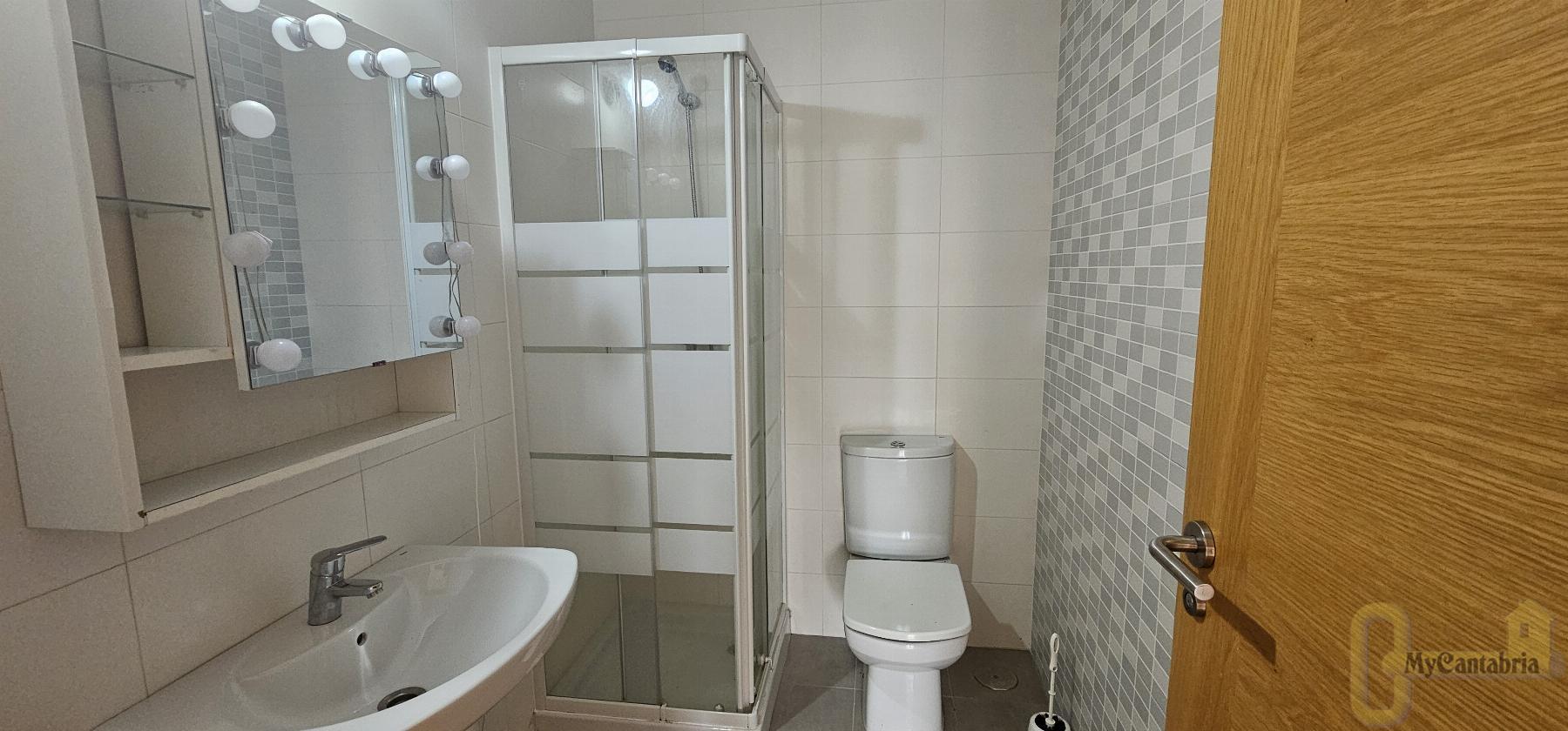 Venta de piso en Santa María de Cayón