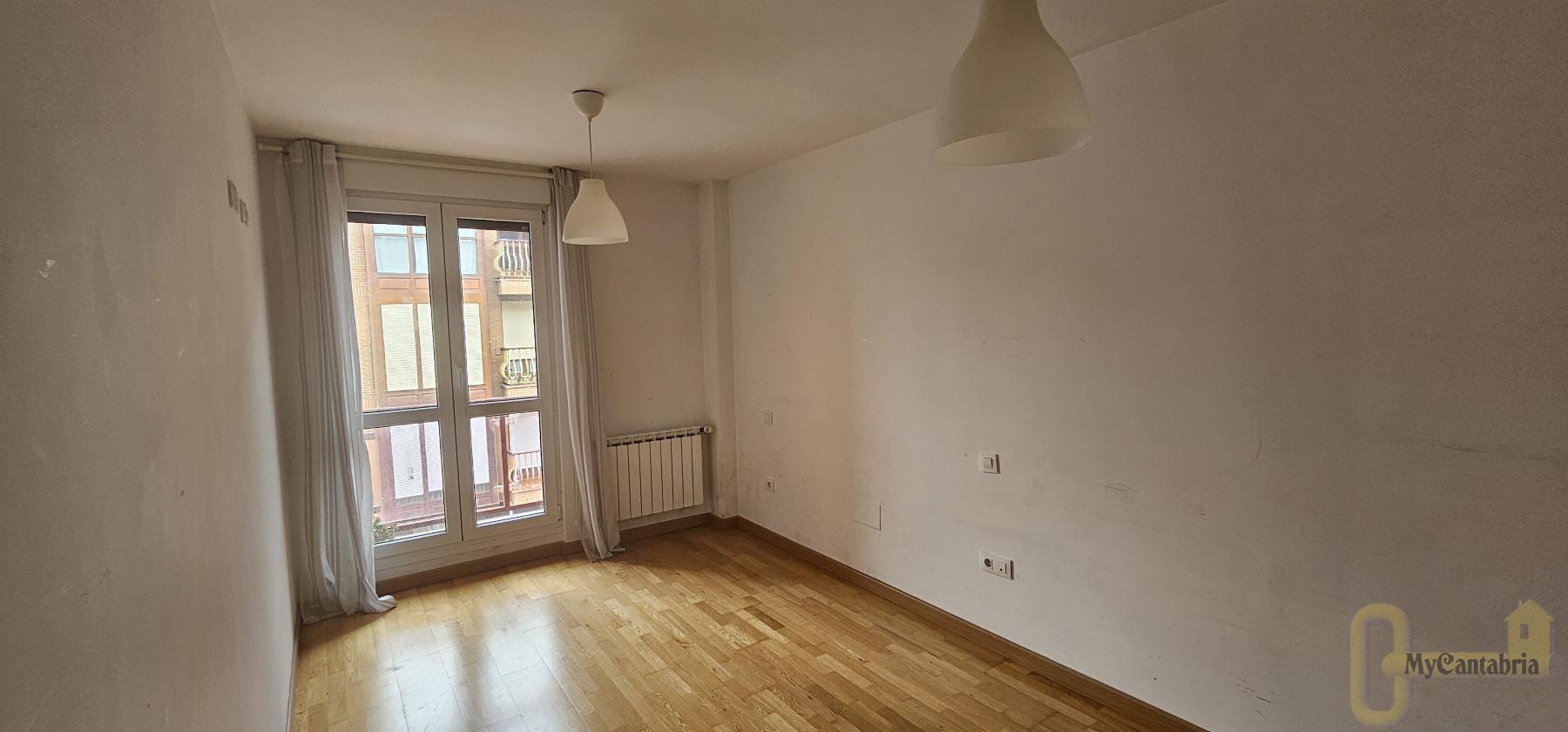 Venta de piso en Santa María de Cayón