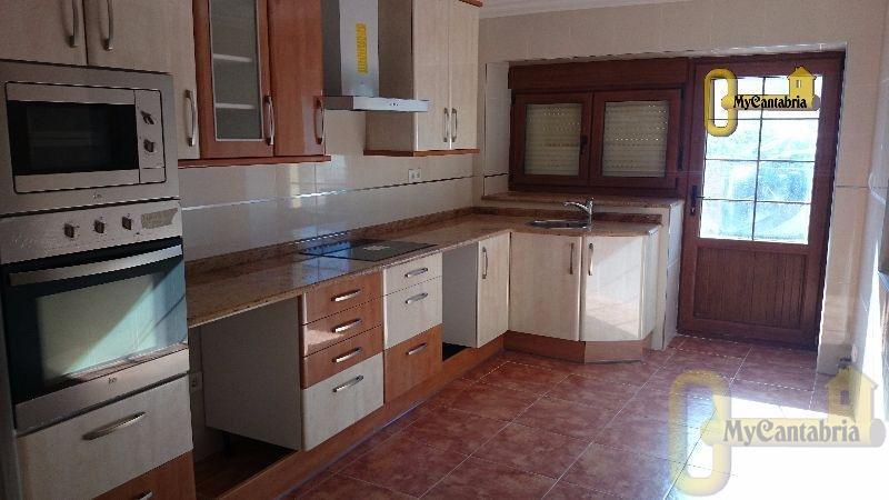 Venta de casa en Santa María de Cayón