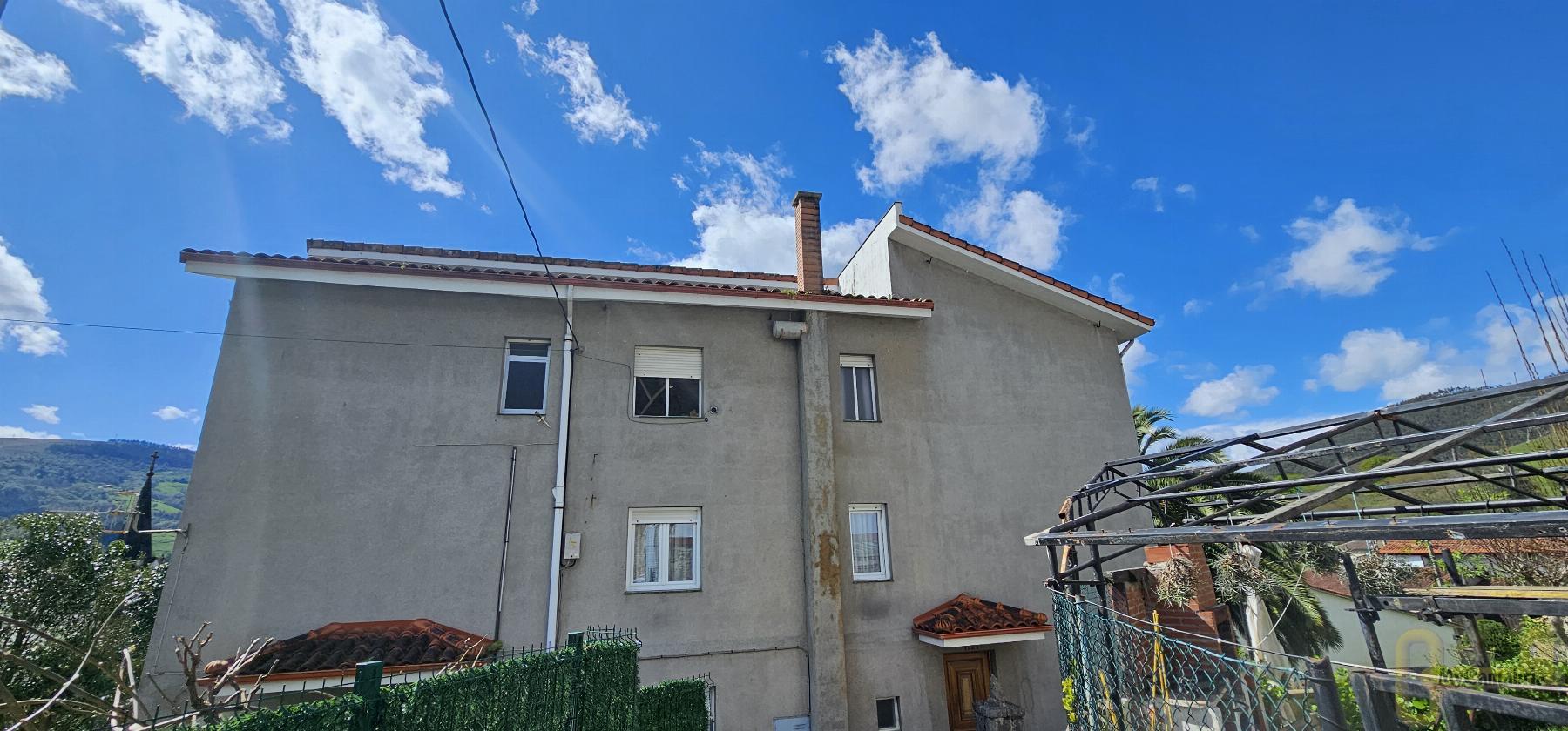 Venta de piso en Santa María de Cayón