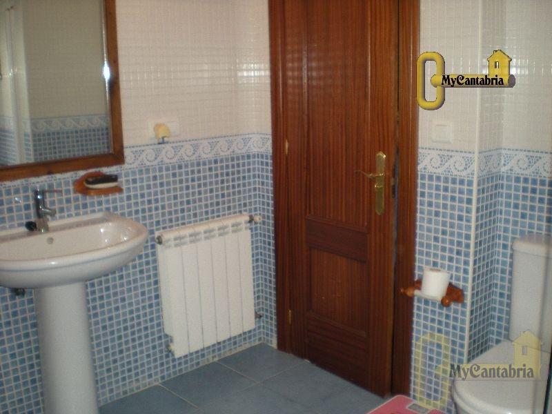 For sale of flat in Santa María de Cayón