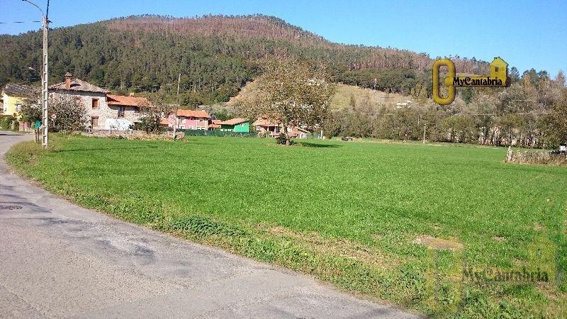 Venta de terreno en Santa María de Cayón