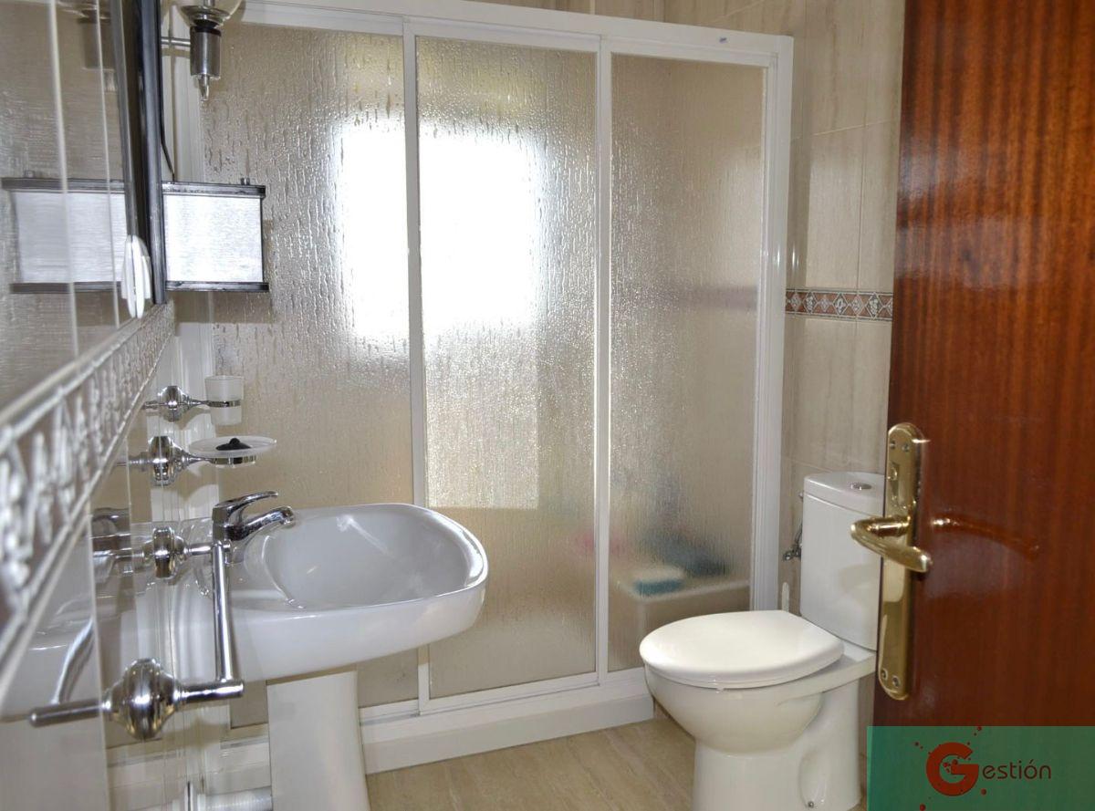 For sale of house in Salobreña