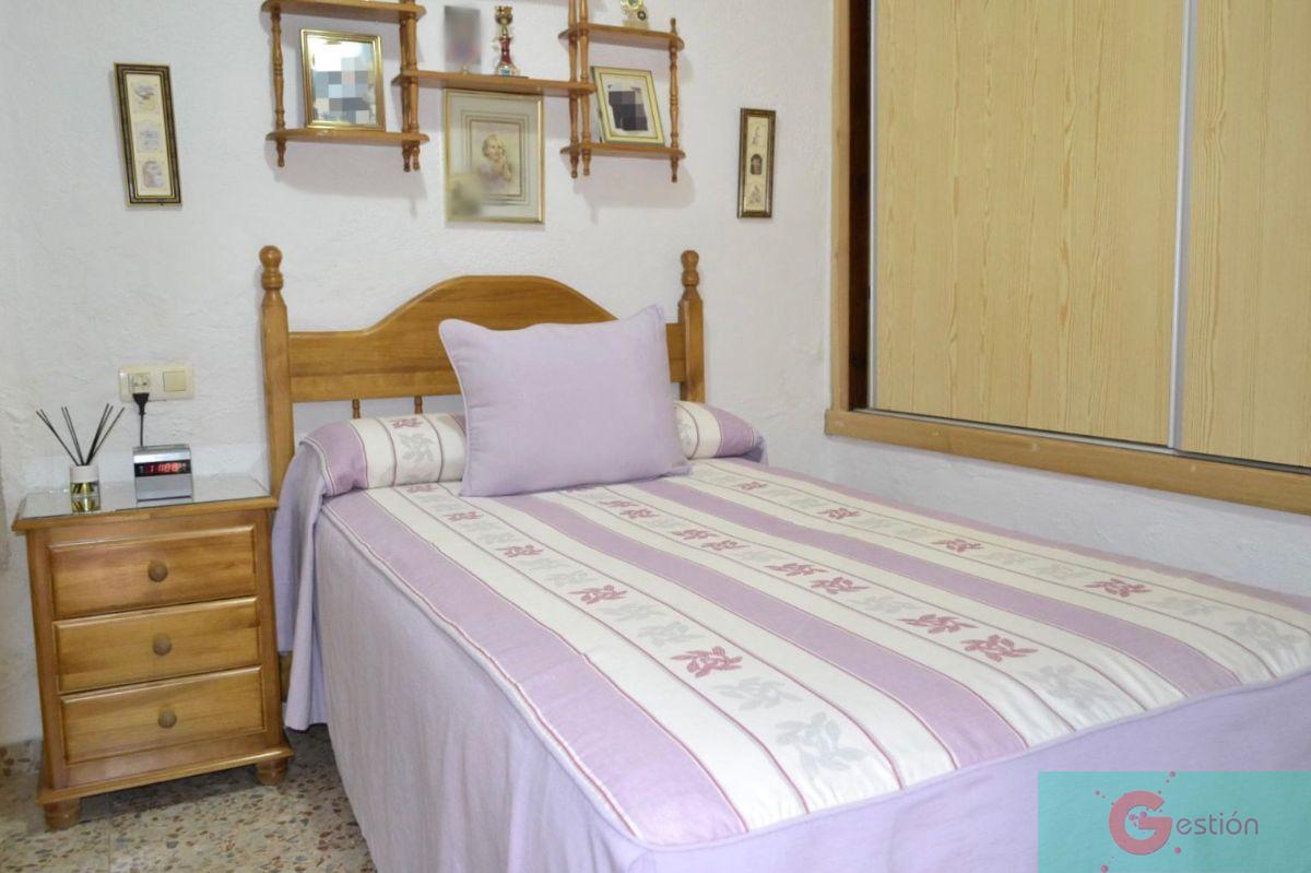 For sale of house in Salobreña