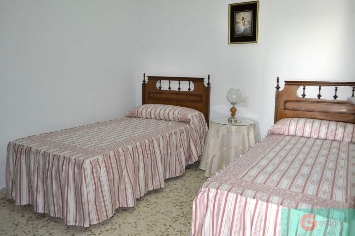 For sale of house in Salobreña