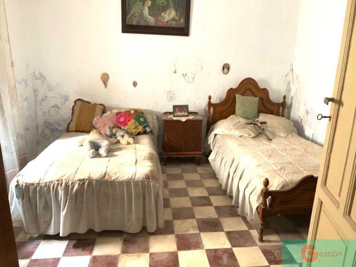 For sale of house in Salobreña