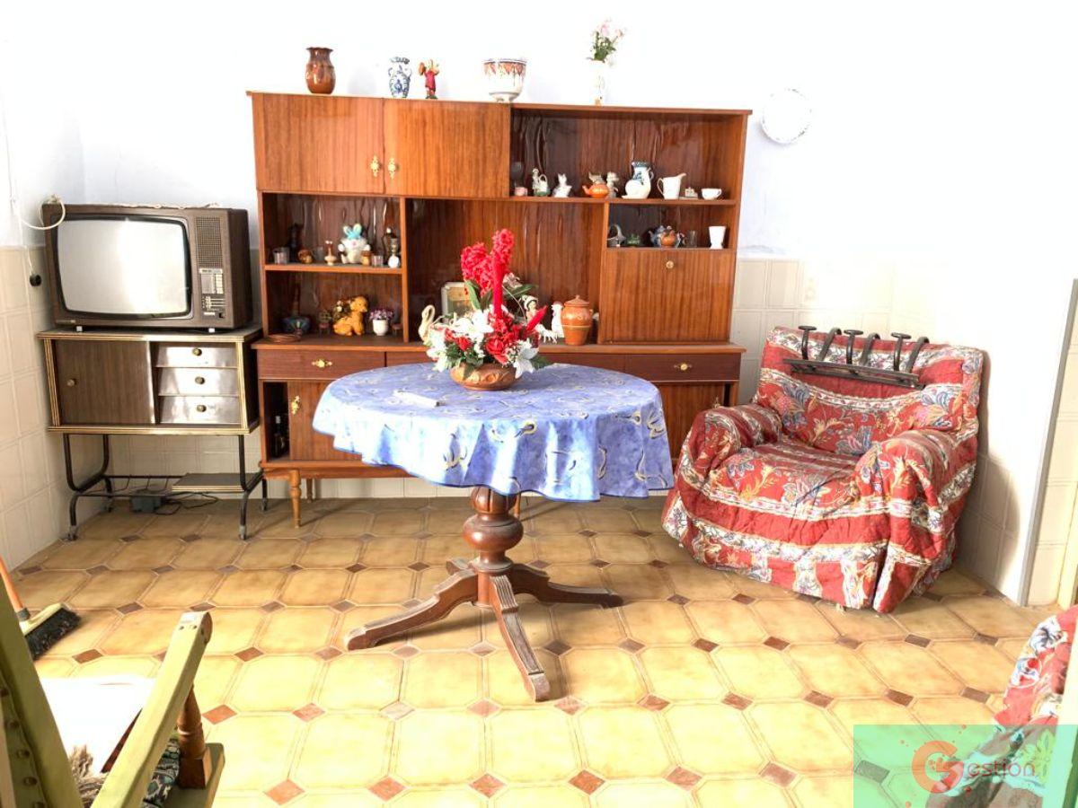 For sale of house in Salobreña
