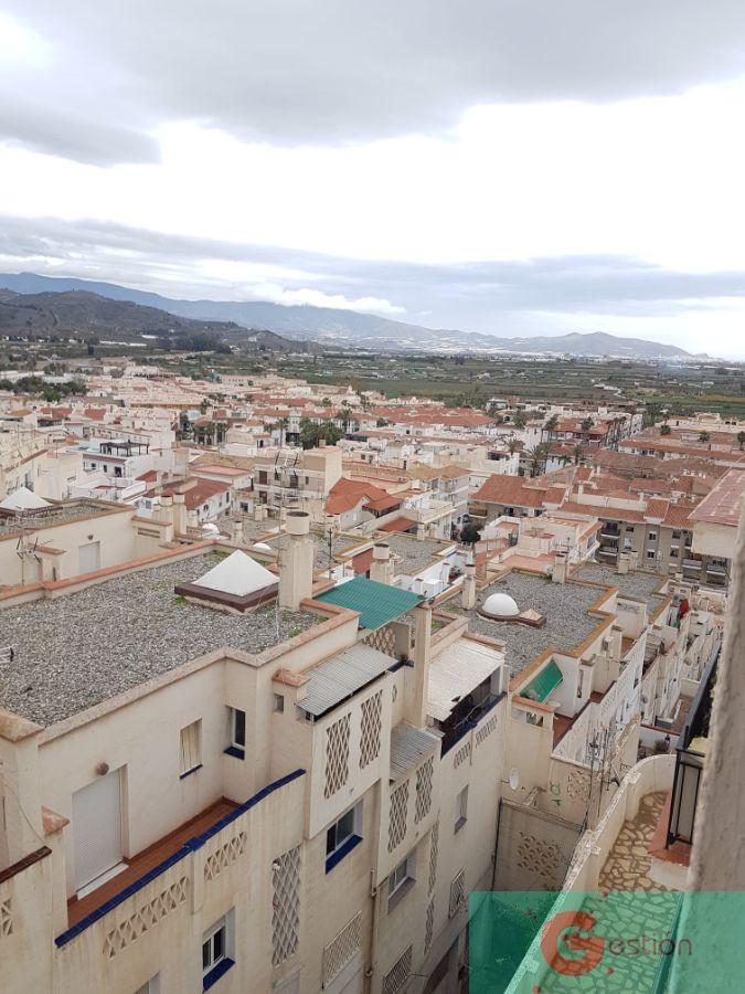 Venta de piso en Salobreña