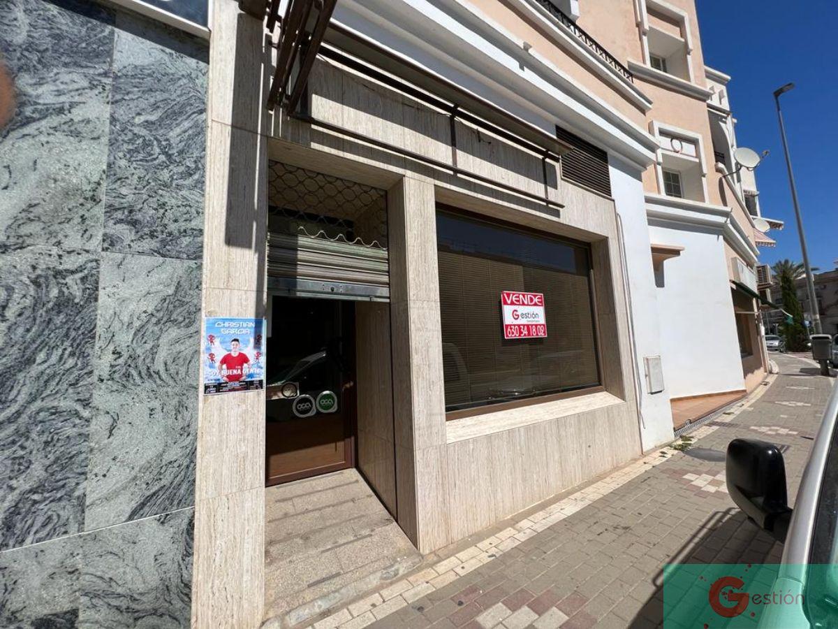 Venta de local comercial en Salobreña