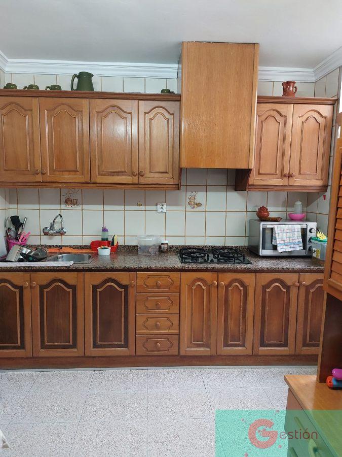 For sale of house in Salobreña