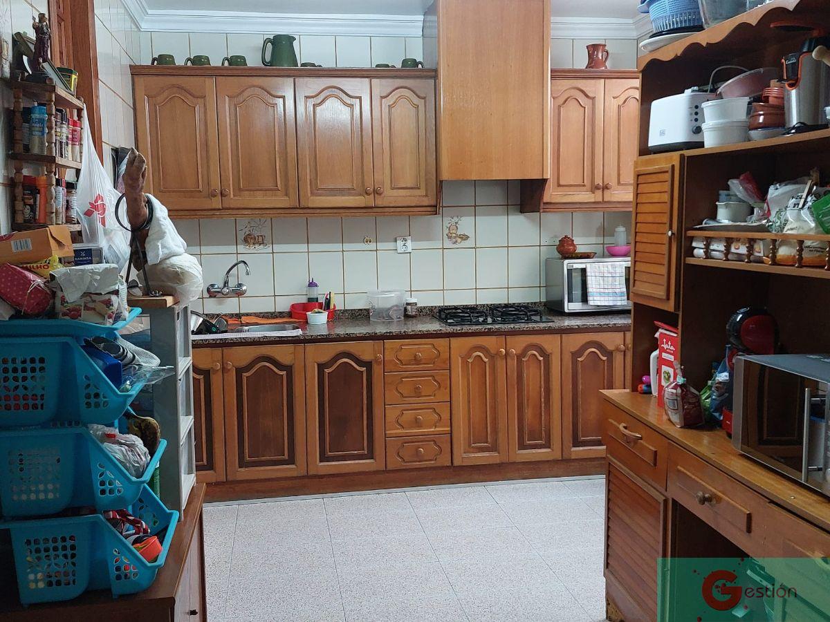 For sale of house in Salobreña