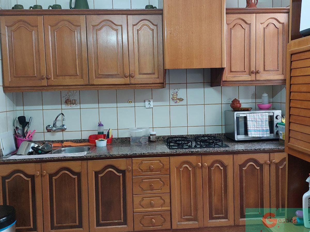 For sale of house in Salobreña