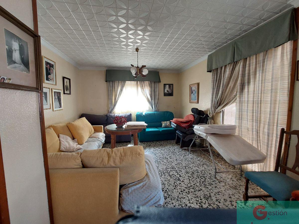For sale of house in Salobreña